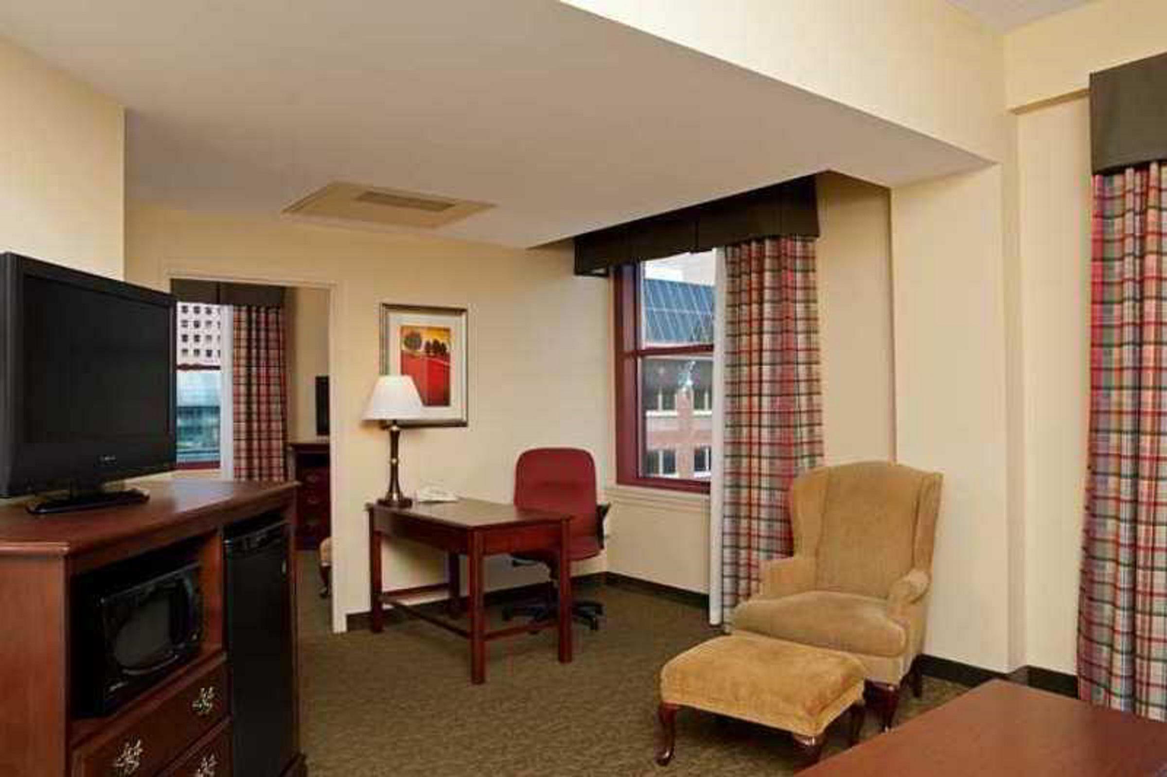 Hampton Inn Indianapolis Downtown Across From Circle Centre מראה חיצוני תמונה