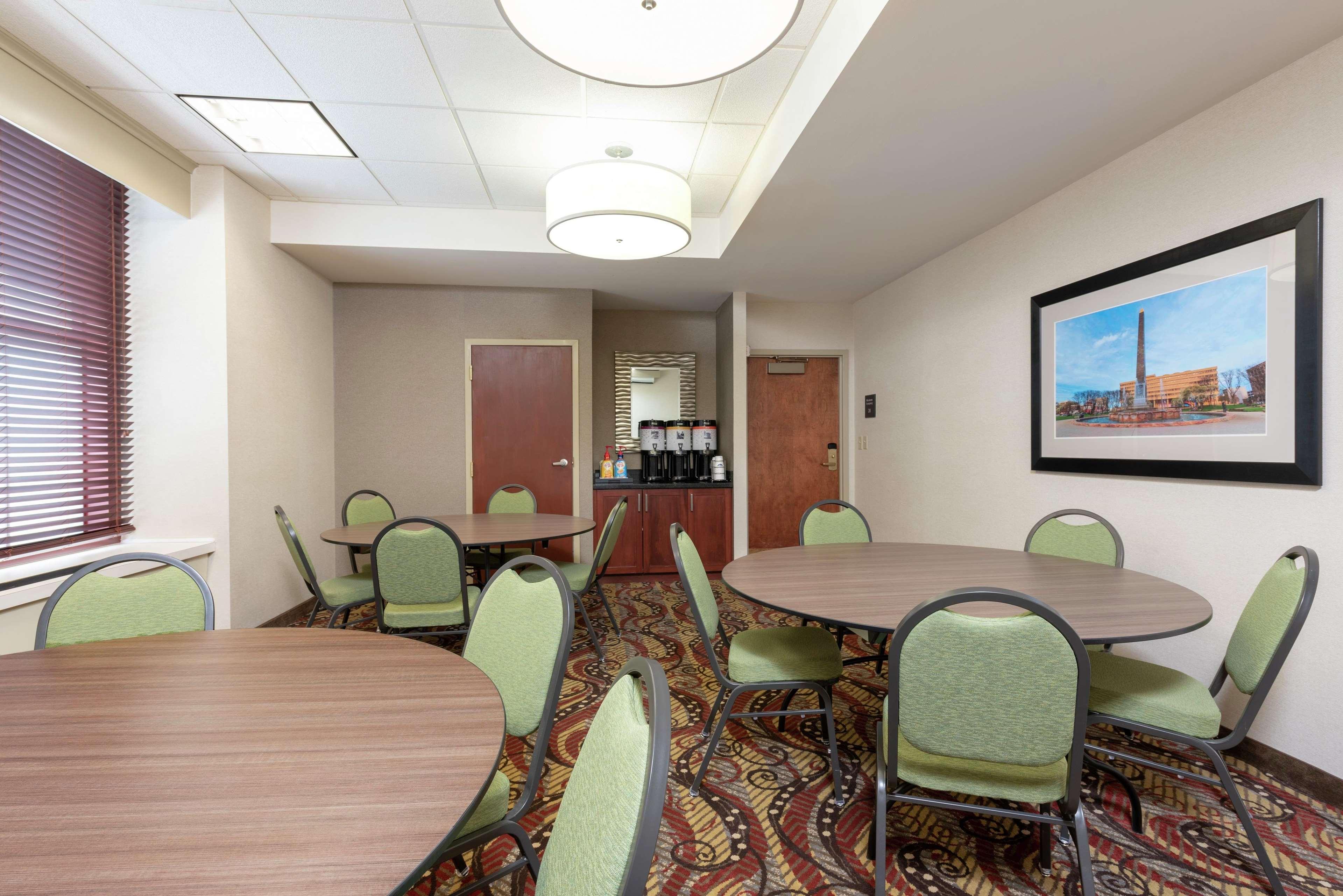 Hampton Inn Indianapolis Downtown Across From Circle Centre מתקנים תמונה