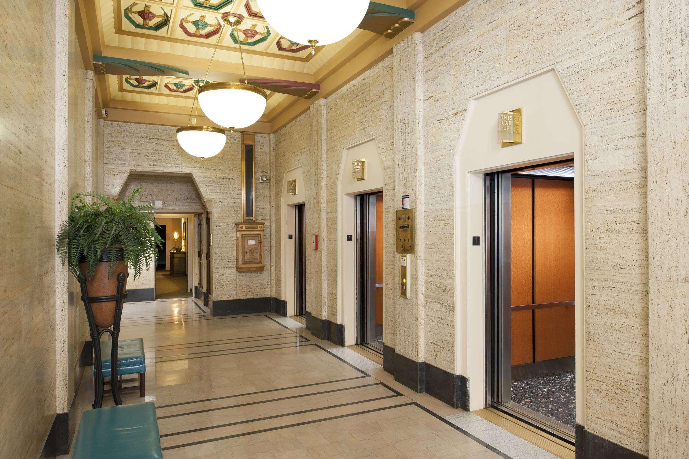 Hampton Inn Indianapolis Downtown Across From Circle Centre מראה פנימי תמונה